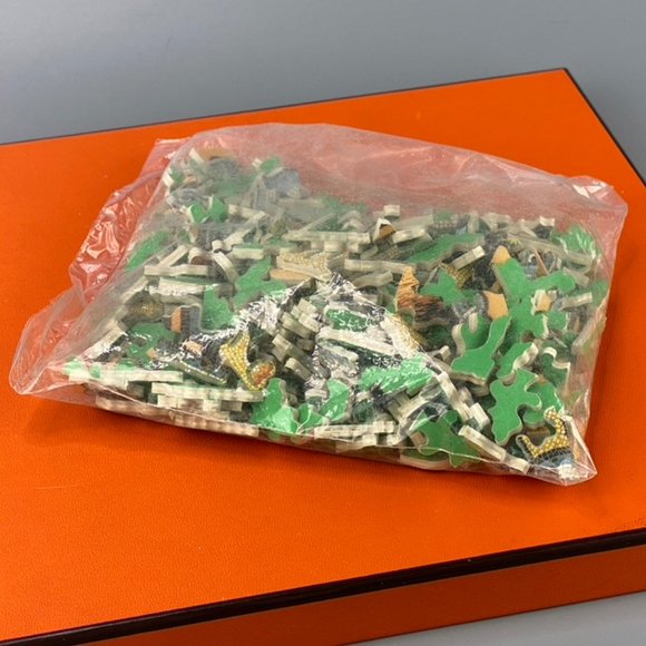 NIB Authentic HERMES Scarf Puzzle, RARE!! - Picture 3 of 5